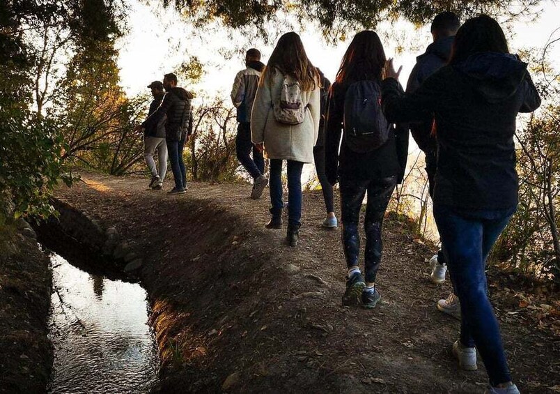 Granada: Water Paths History and Adventure Tour