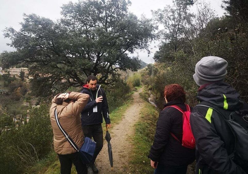 Picture 6 for Activity Granada: Water Paths History and Adventure Tour