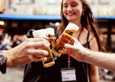 科隆：啤酒廠遊覽提供 3 場科隆啤酒品嚐活動