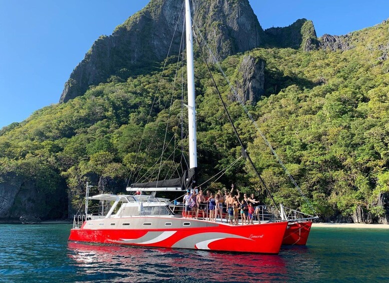 Picture 2 for Activity El Nido: Full-Day Premium Island Hopping Catamaran Cruise