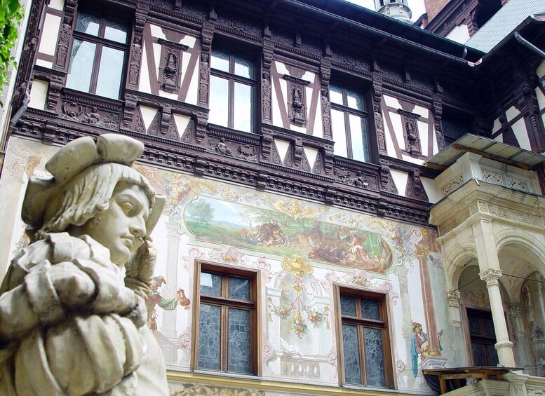 Picture 2 for Activity Sinaia: Peleș Castle Tour with An Expert Guide