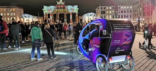 Berlin : Berlin illuminée par un vélo-taxi éclairé