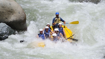 Yaque del Norte Whitewater Rafting Tour w/ Breakfast & Lunch