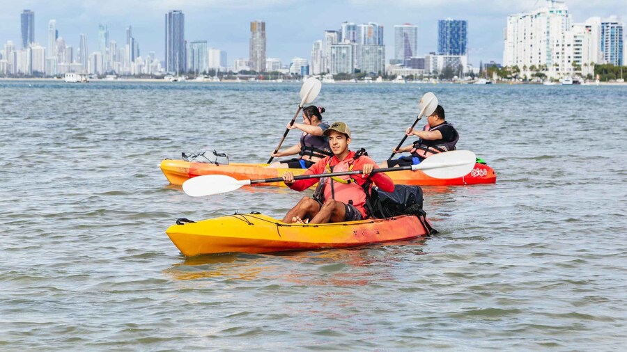 Gold Coast: Wave Break Island Kayaking & Snorkeling tour