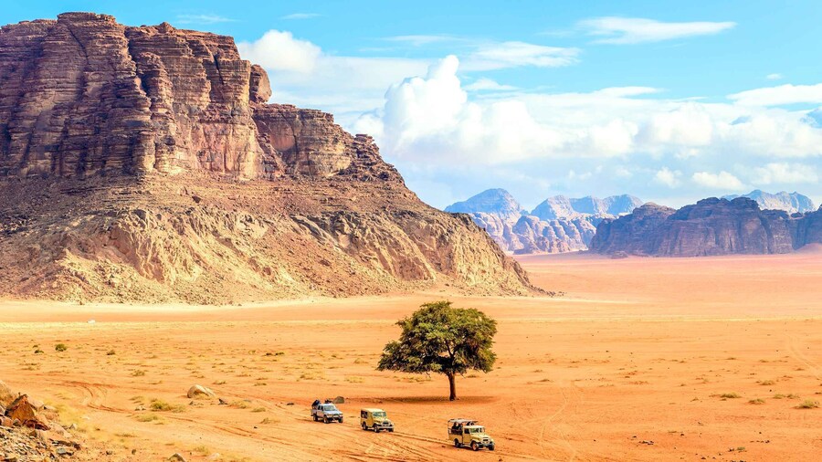 From Aqaba: Jeep Tour to Wadi Rum Desert