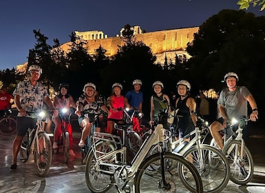Atene: tour panoramico di 2 ore in bici elettrica dopo il tramonto