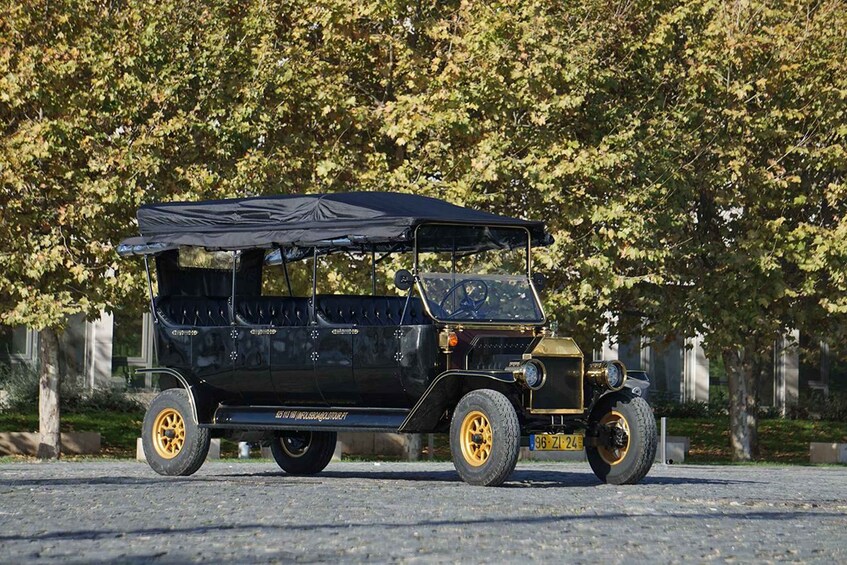 Picture 6 for Activity Lisbon: Private Sightseeing Tour in a Vintage Tuk Tuk