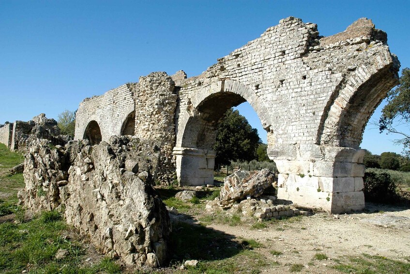 Picture 1 for Activity From Arles: Alpilles Regional Park Provence 4x4 Safari