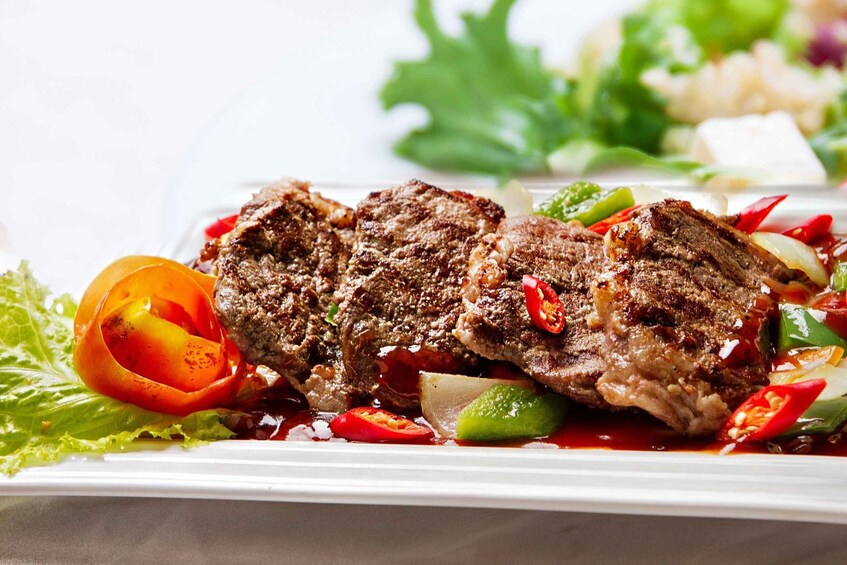 Picture 2 for Activity Warsaw: Traditional Food Tour with Old Town Sightseeing