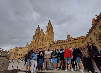 Santiago de Compostela: tour delle leggende e cena galiziana