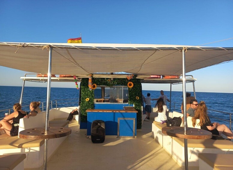 Picture 11 for Activity Valencia: Sunset or Daytime Catamaran Cruise with Drink