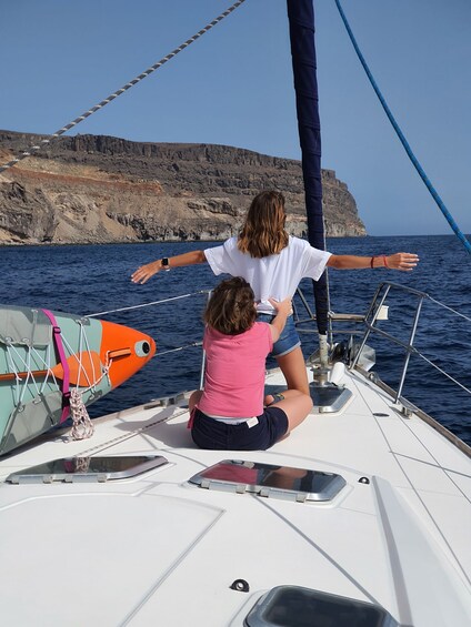 Picture 16 for Activity From Puerto de Mogán: Sailboat Trip with Food and Drinks