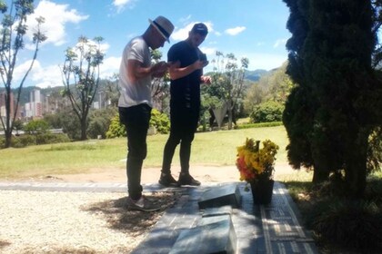 จากเมเดยิน: ทัวร์ประวัติศาสตร์ปาโบล เอสโกบาร์แบบส่วนตัว