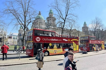 Belfast: 1 oder 2-tägige Sightseeing Hop-on Hop-off Bustour