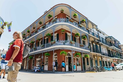 Recorrido a pie por el Barrio Francés y cuentacuentos