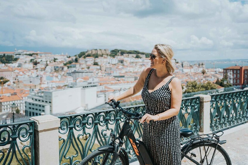 Picture 8 for Activity Lisbon: 3-Hour Tour by E-Bike