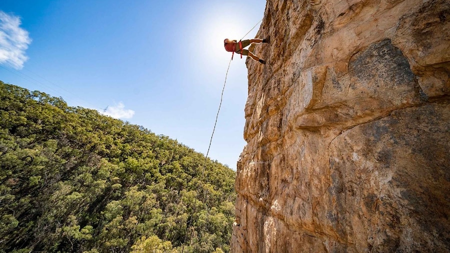Adelaide: Rock Climbing and Abseiling Experience in Morialta