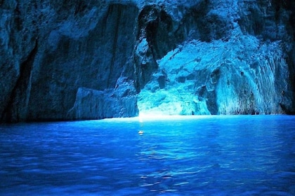 De Split: visite d'une journée de la grotte bleue et des 5 îles