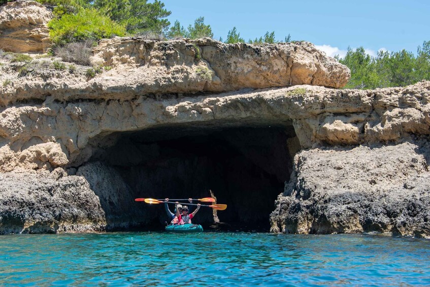 Picture 10 for Activity Navarino Bay: Sea Kayaking with Lunch