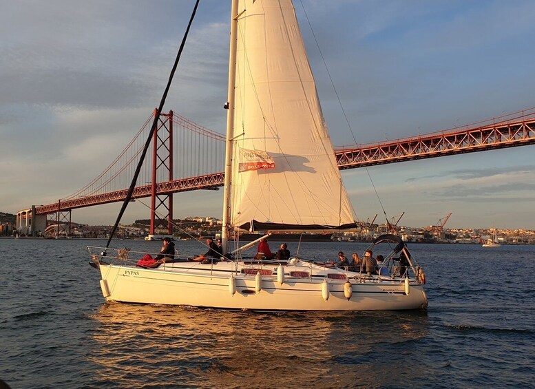 Picture 8 for Activity Private Lisbon Sightseeing Sailing Boat Tour with Locals