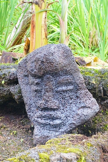 Create Lava Rock Sculptures and Wood Tikis in the Hawaiian Jungle
