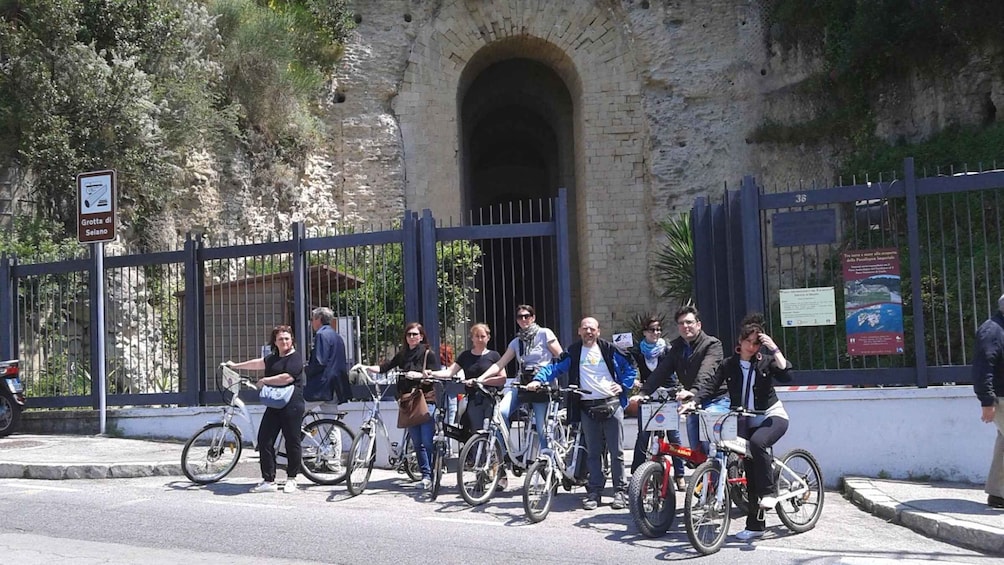 Naples: Electric Bike Tour of Pausilypon Archaeological Park