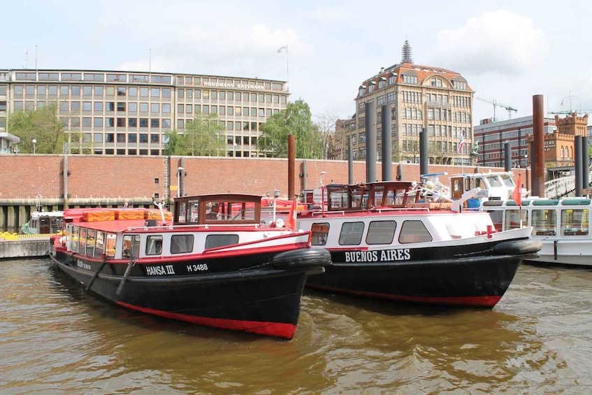 Hamburg: Hanseatic Guided Boat Tour