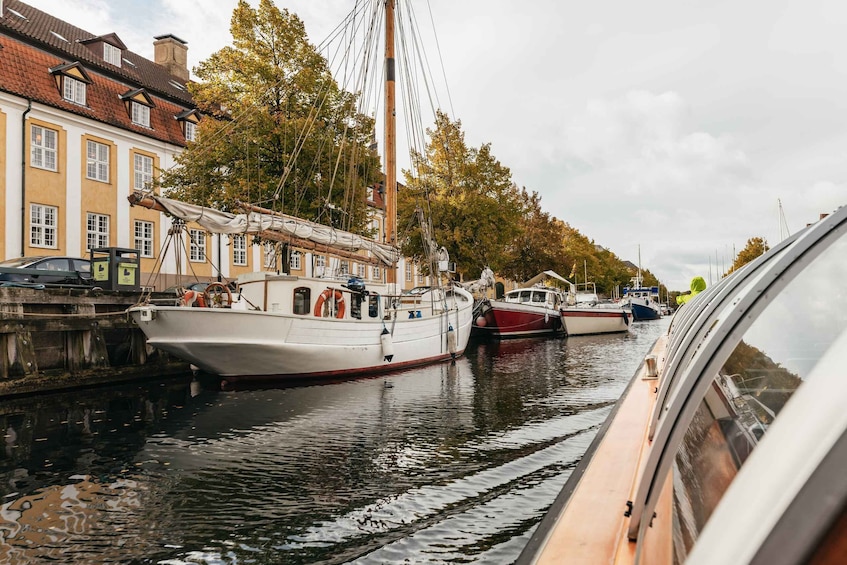 Picture 12 for Activity Copenhagen: Canal Cruise with Guide