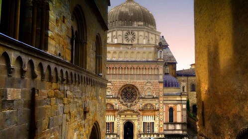 Bergamo: 2.5-Hour Private Upper Town Tour