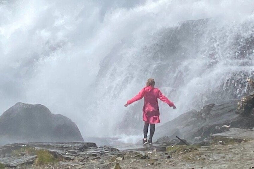If you feel comfortable
you can stay right next to the waterfall.