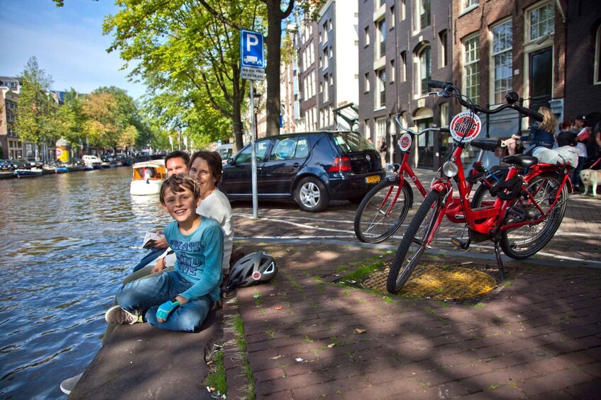 Picture 2 for Activity Amsterdam: 3-Hour or Full-Day Bike Rental with Lock