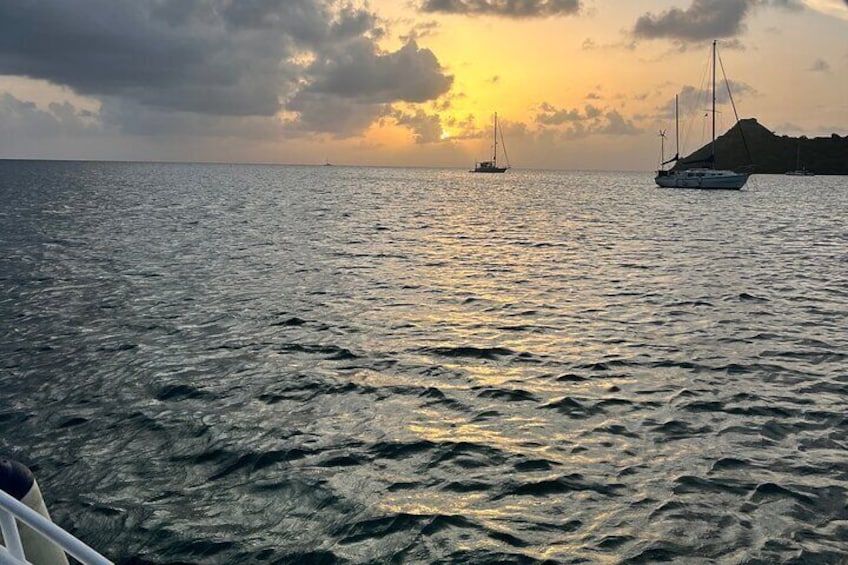 Private Sunset Cruise in Caribbean in St. Lucia