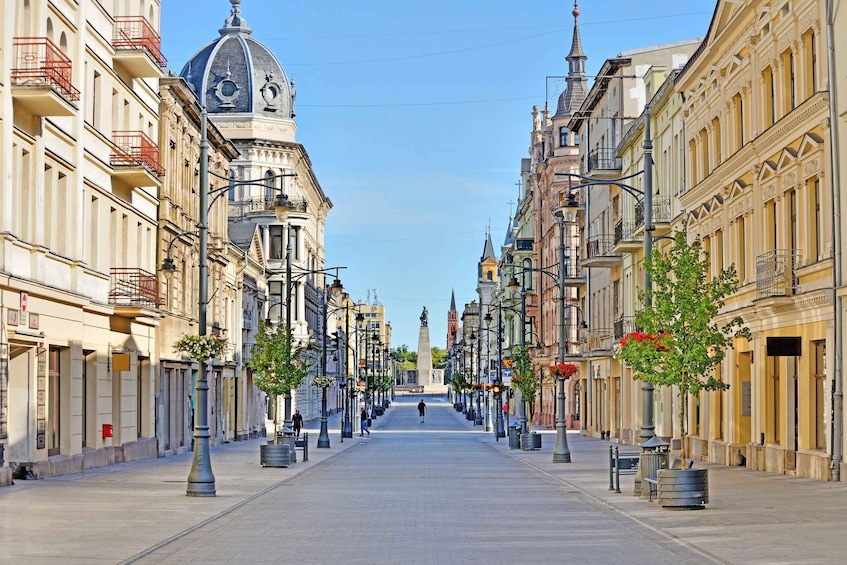 Lodz Old Town Manufaktura Highlights Private Walking Tour