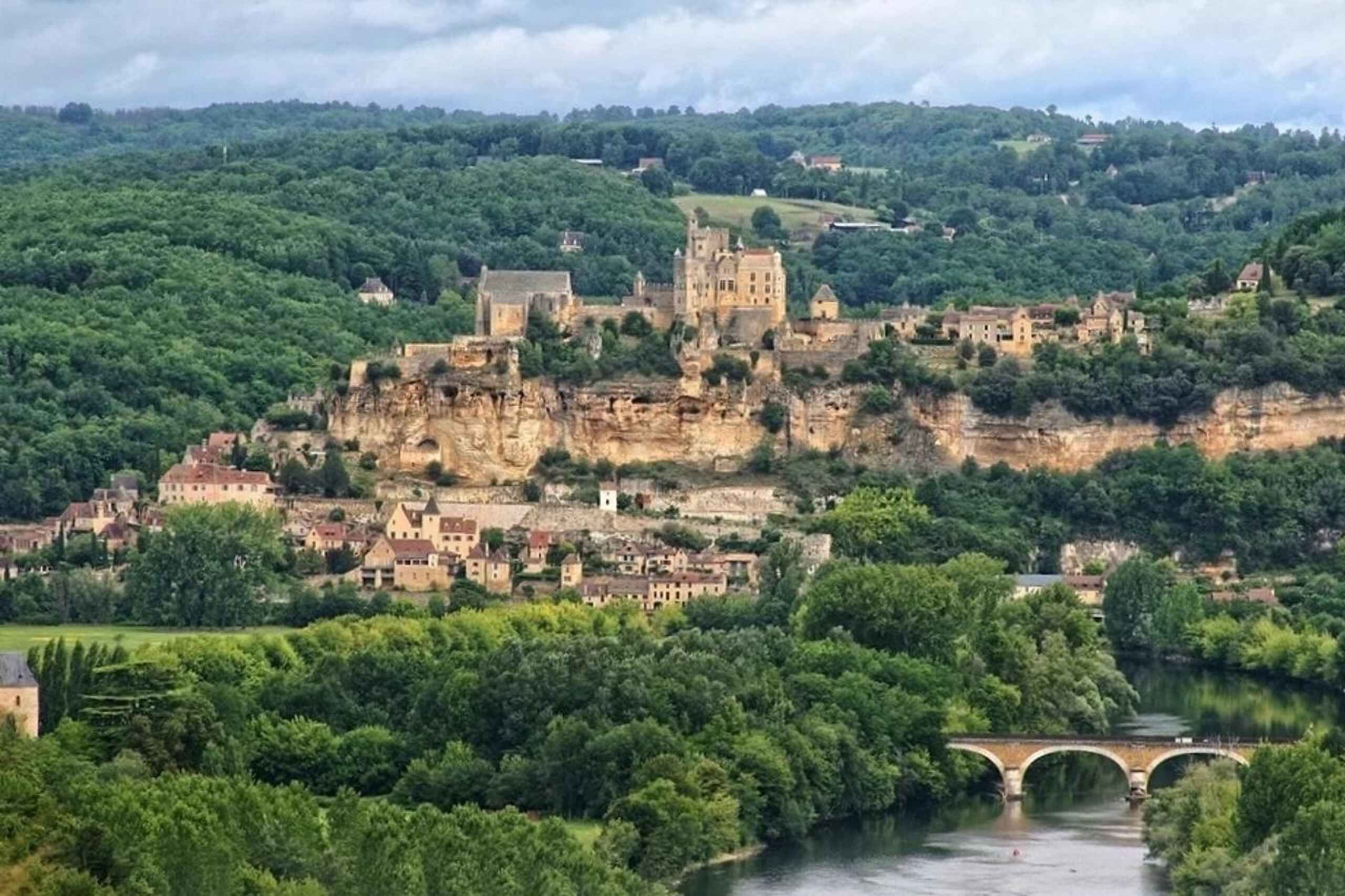 Sarlat: Private Tour to the Dordogne Valley