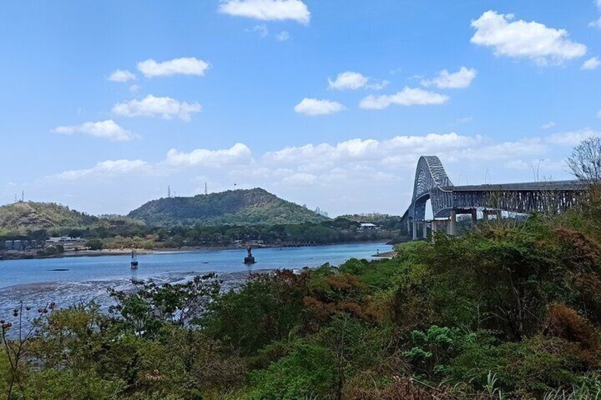 View of the Bridge of the Americas & Cerro Ancón.