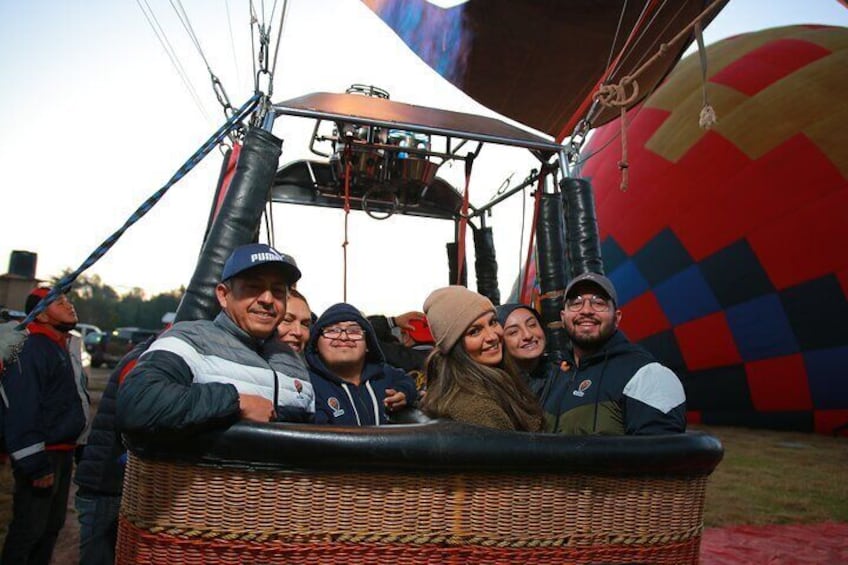 Tasting and Hot Air Balloon Flight in Teotihuacan