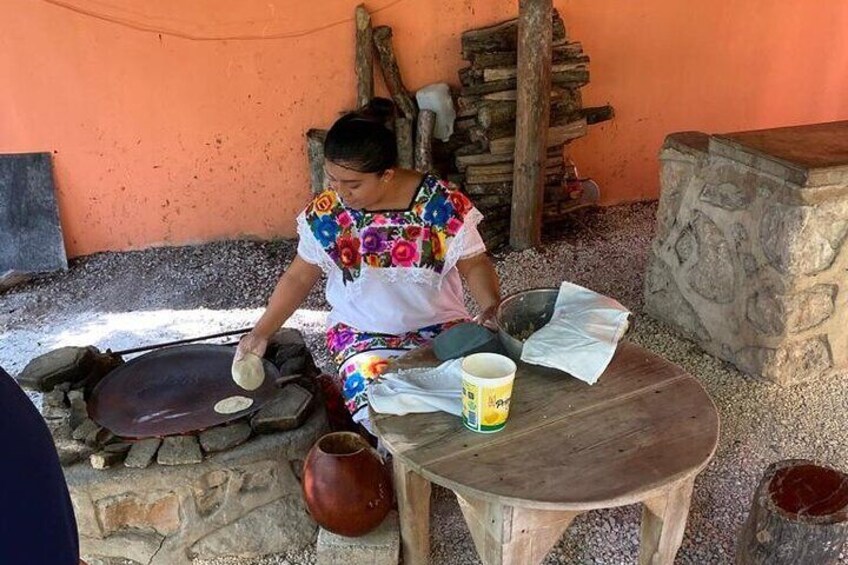Chichen Itza Cenote Premiere All Inclusive lunch snacks alcholics drinks