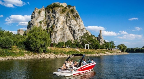 Bratislava med privat snabbbåt