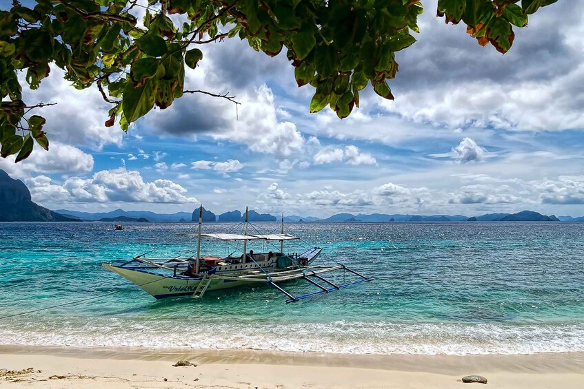 Picture 2 for Activity Boracay: Private Island Hopping & Snorkeling Tour