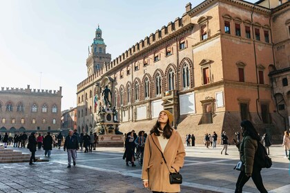 Bologna: Kävelykierros kaupungin keskustassa