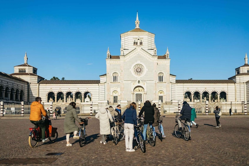 Picture 7 for Activity Milan: Hidden Gems Guided Bike Ride