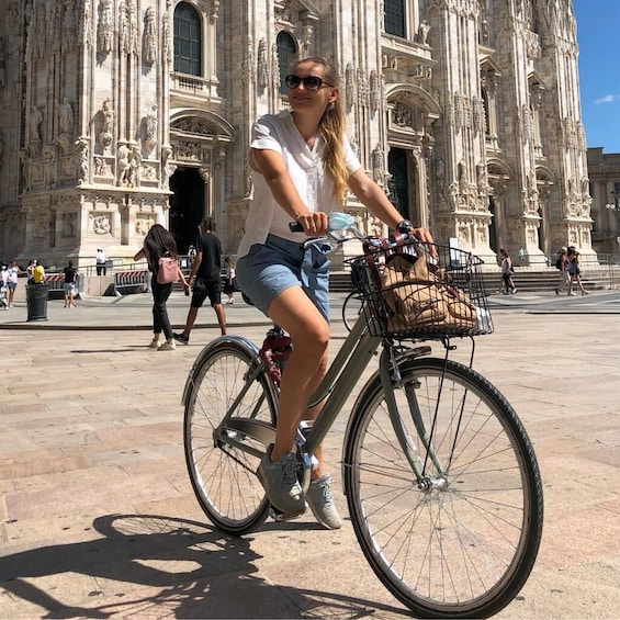 Picture 19 for Activity Milan: Hidden Gems Guided Bike Ride