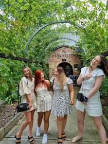 Newcastle: Hunter Valley Wine, Gin, Cheese & Chocolate Tour