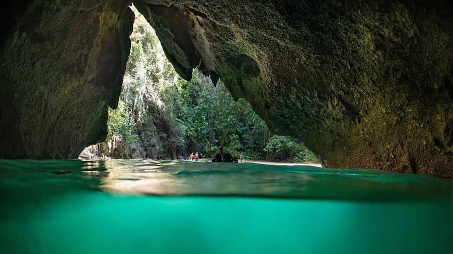 From Ko Lanta: 4 Islands Snorkeling Tour by Long Tail Boat