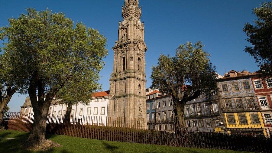 Porto: Torre dos Clerigos Entrance Ticket