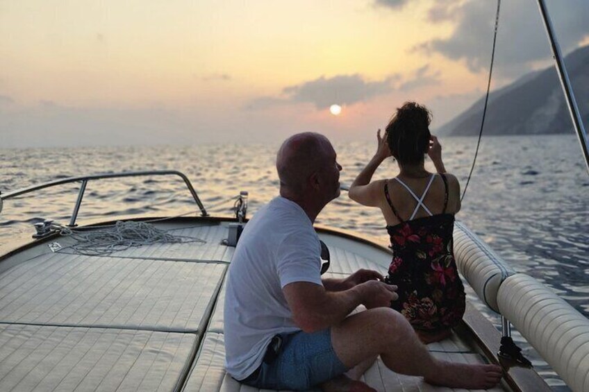 Guided Day Tour on Private Boat to Cinque Terre private boat