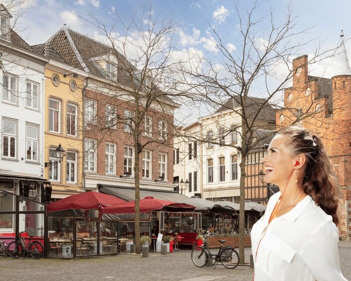 Picture 1 for Activity Den Bosch: Walking Tour with Audio Guide on App