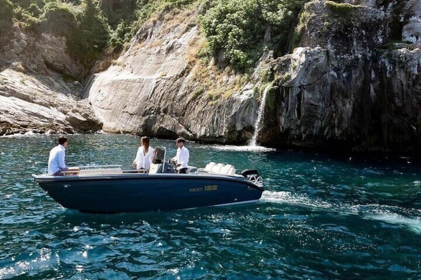 Private Boat Tour of the Amalfi Coast with Allegra 19
