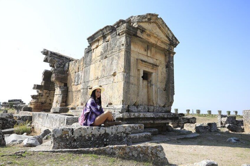 Pamukkale & Hierapolis Guided Tour