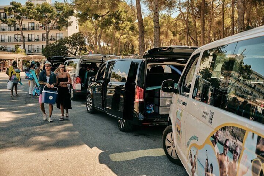 Full Day Tour to the Best Beaches and Coves of Mallorca